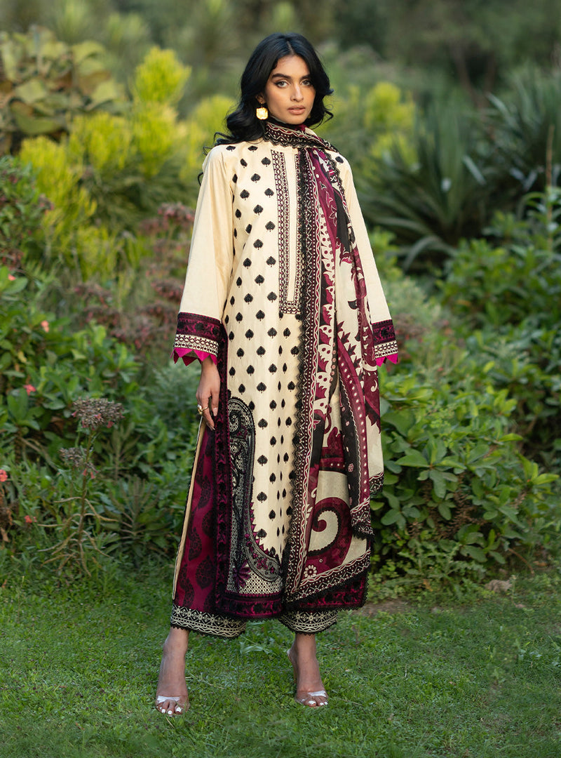 Zainab Chottani | Luxe Lawn 26 | Nour - 09 by Zainab Chottani - Designer Dress  - Type : Ladies Clothes - Available at Libayah - 100% Original 