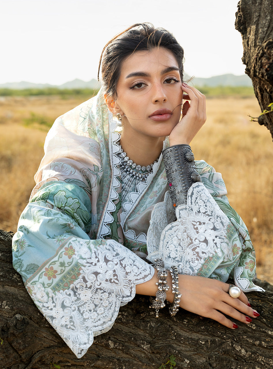 Zainab Chottani | Spring Summer Lawn 26 | Liyana by Zainab Chottani - Designer Dress - Type : Luxury Dress - Available at Libayah - 100% Original