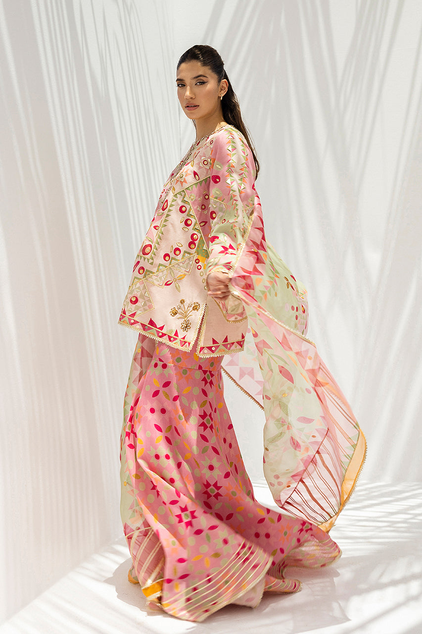 Sania Maskatiya | Fall Festive Glimmer | Vaya