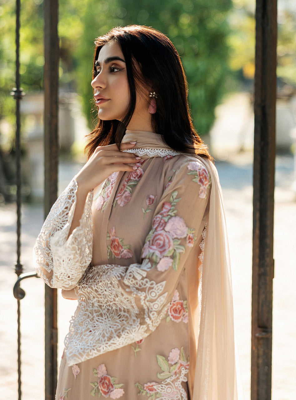 Zainab Chottani | Ramadan Edit 25 | Desert Floral by Zainab Chottani - Designer Dress - Type: Ladies Clothes - Available at Libayah - 100% Original
