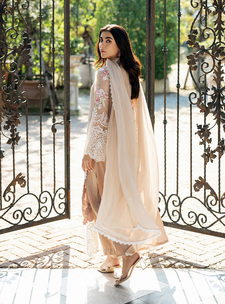 Zainab Chottani | Ramadan Edit 25 | Desert Floral by Zainab Chottani - Designer Dress - Type: Ladies Clothes - Available at Libayah - 100% Original