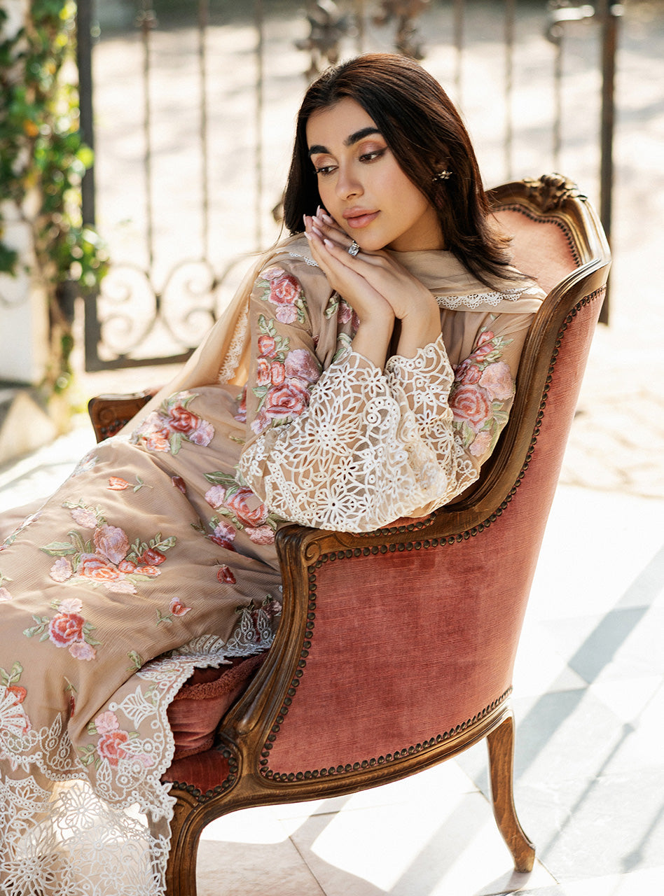 Zainab Chottani | Ramadan Edit 25 | Desert Floral by Zainab Chottani - Designer Dress - Type: Ladies Clothes - Available at Libayah - 100% Original