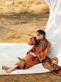 Zainab Chottani | Spring Summer Lawn 26 | Orlina by Zainab Chottani - Designer Dress - Type : Luxury Dress - Available at Libayah - 100% Original