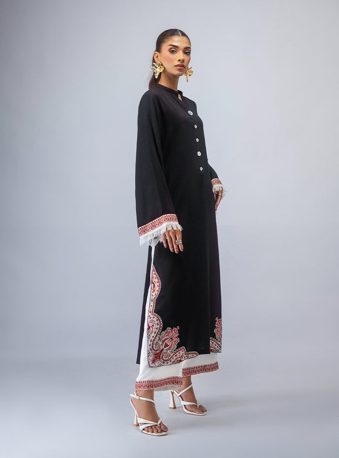 Zainab Chottani | Aara Moonsoon Edit | Monochrome Dream by Zainab Chottani - Designer Dress  - Type : Ladies Clothes - Available at Libayah - 100% Original 