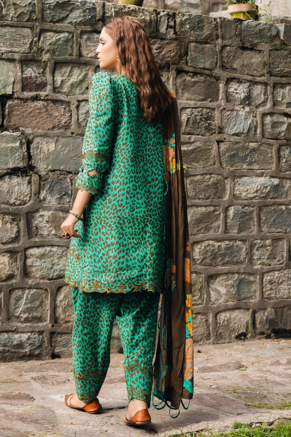Charizma | Aniiq Embroidered Collection | STAPLE SHAWL ANW4-05 by Charizma - Designer Dress - Type: Casuals - Available at Libayah - 100% Original