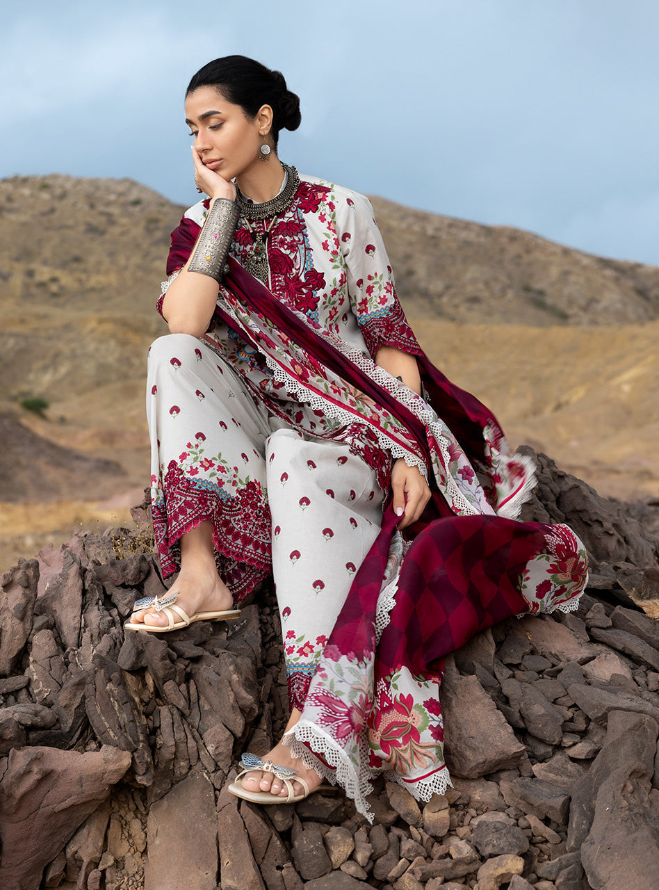 Zainab Chottani | Spring Summer Lawn 26 | Rivya 14 by Zainab Chottani - Designer Dress - Type : Luxury Dress - Available at Libayah - 100% Original