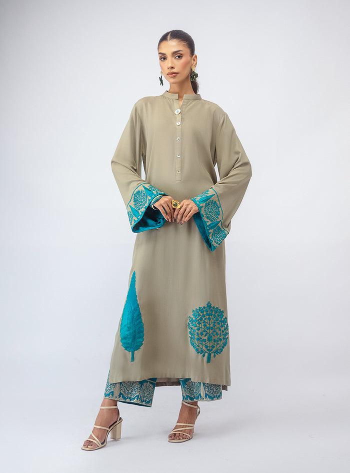 Zainab Chottani | Aara Moonsoon Edit | Desert Oasis by Zainab Chottani - Designer Dress  - Type : Ladies Clothes - Available at Libayah - 100% Original 