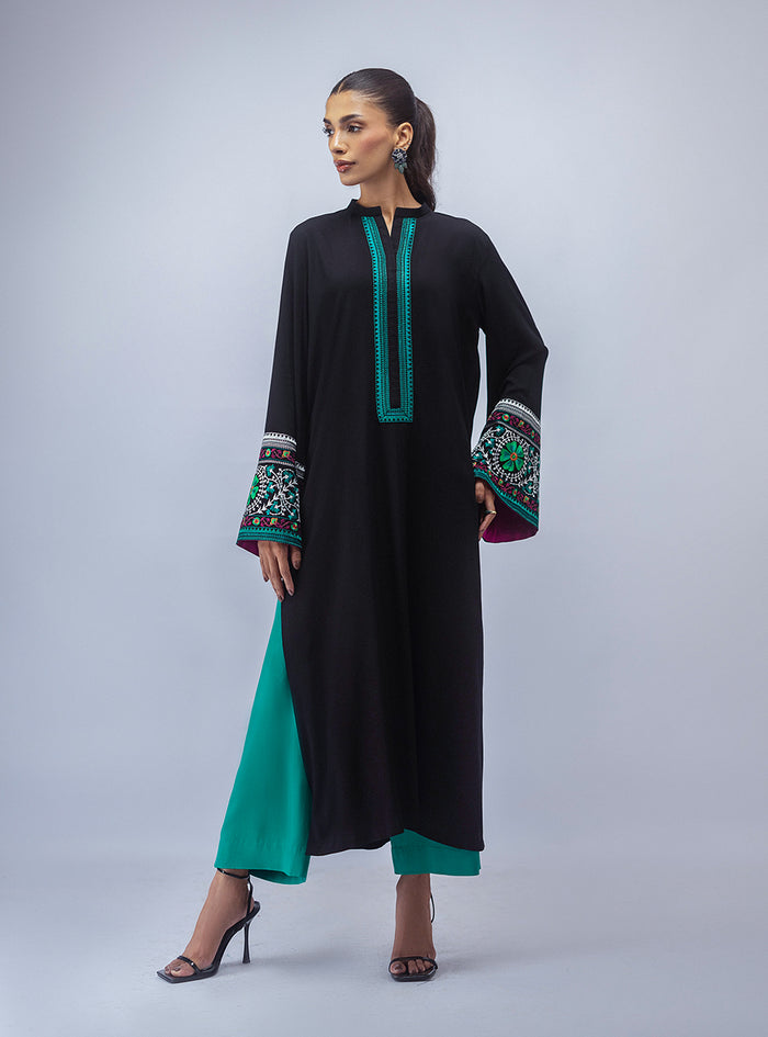 Zainab Chottani | Aara Moonsoon Edit | Midnight Meadow by Zainab Chottani - Designer Dress  - Type : Ladies Clothes - Available at Libayah - 100% Original 