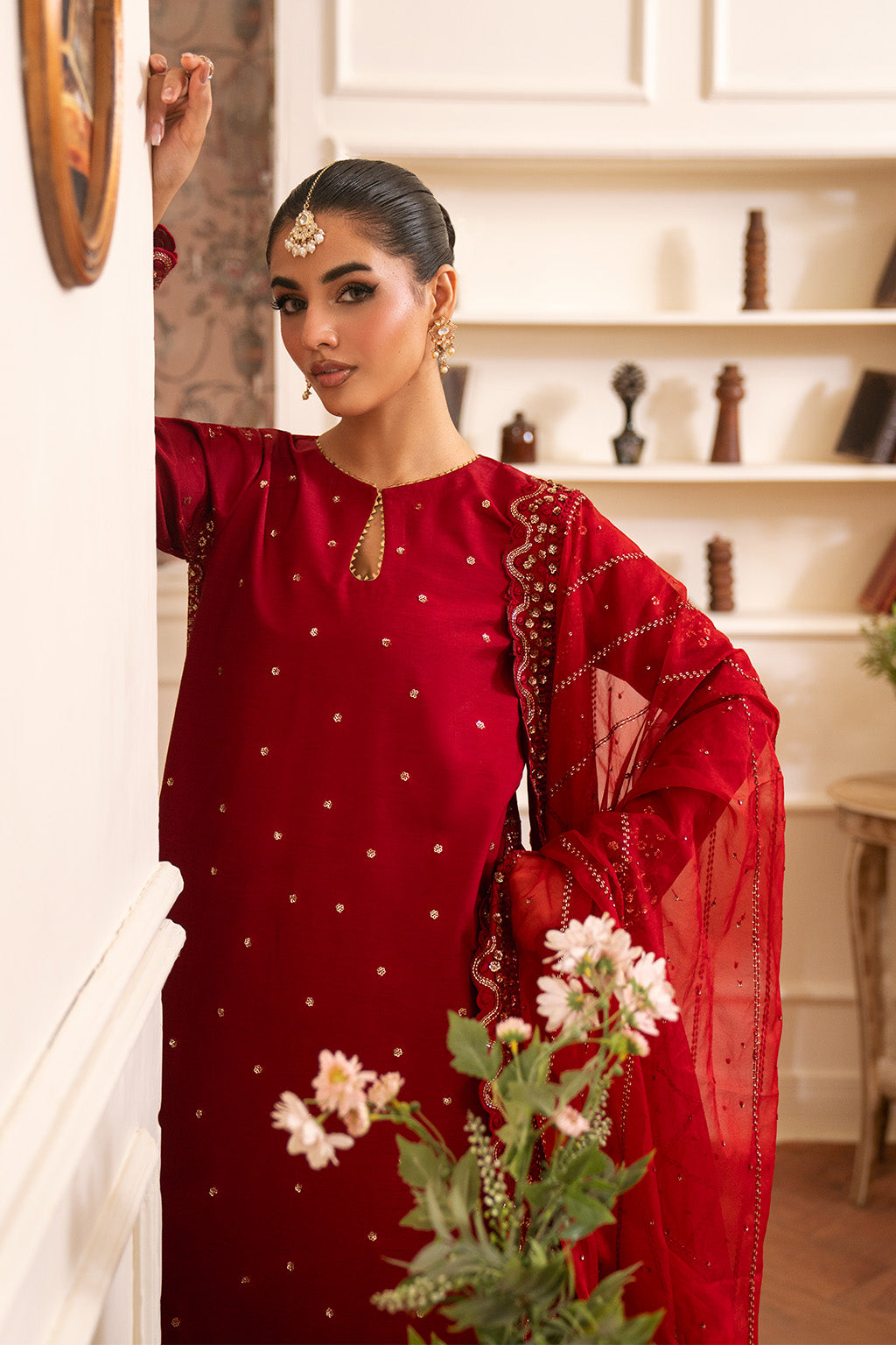 Neeshay | Luxe Pret | Crimora
