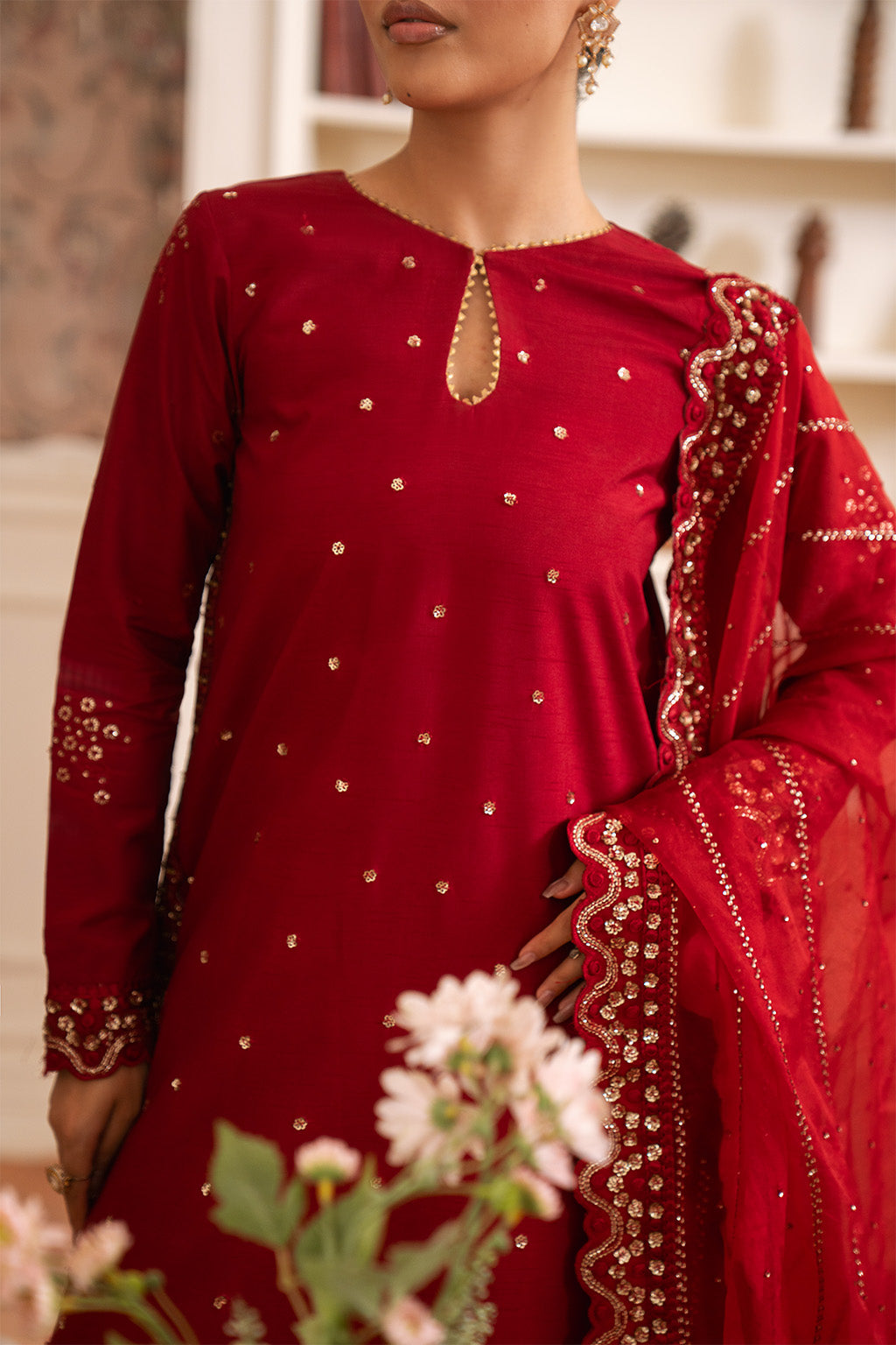 Neeshay | Luxe Pret | Crimora