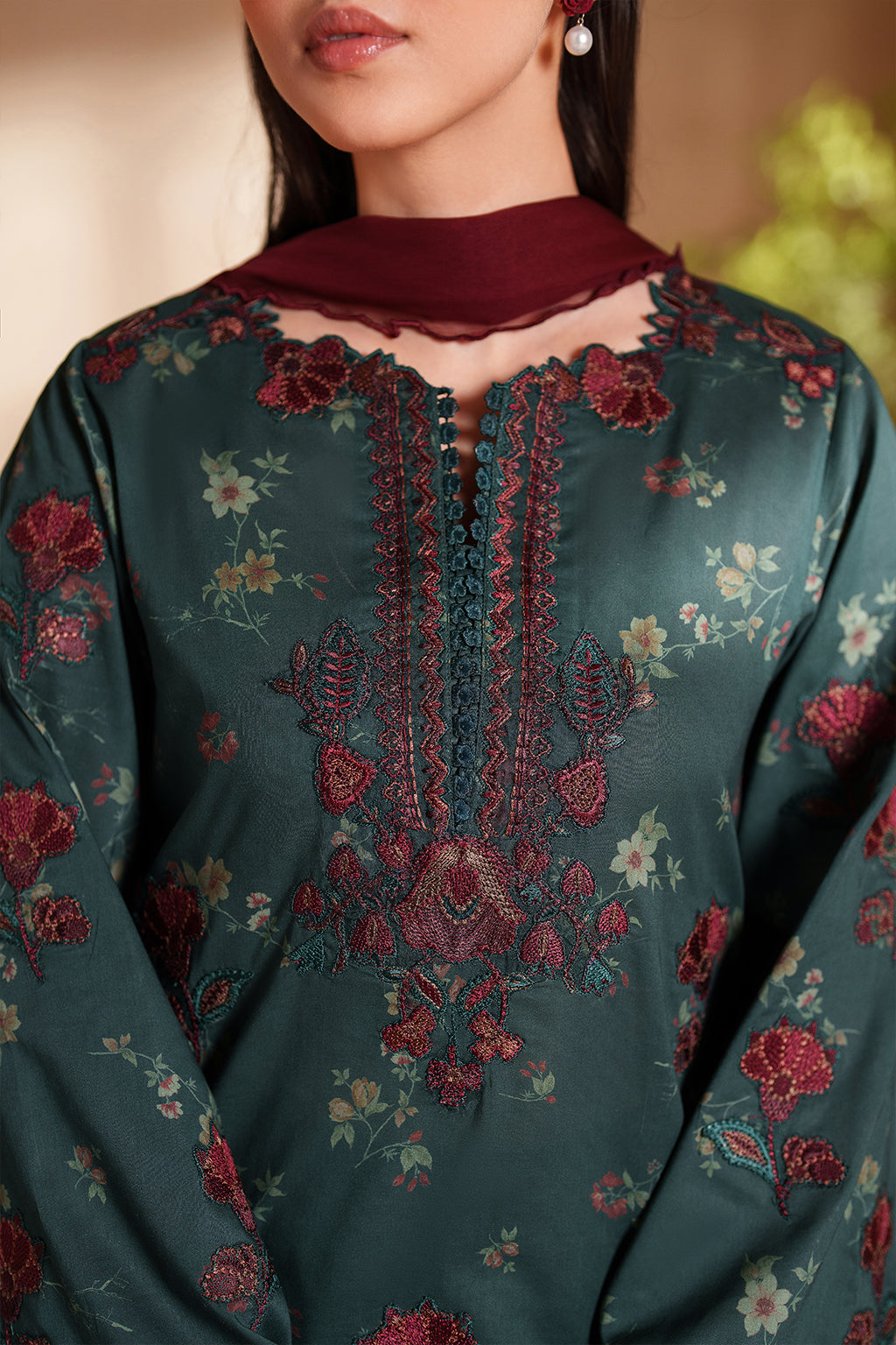 Iznik | Eid lawn | EL-11 Embroidered Lawn by Iznik - Designer Dress  - Type : Ladies Clothes - Available at Libayah - 100% Original 