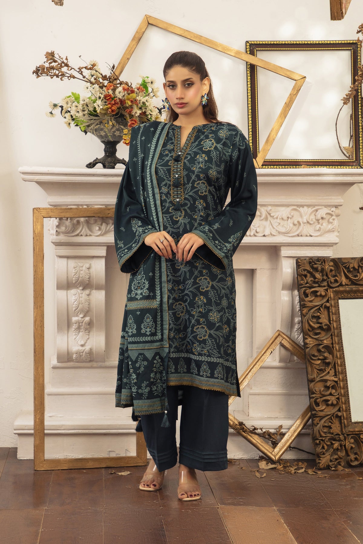 0263-B – authentic Pakistani dress from the LSM Winter Marina 25 collection for women in the UK