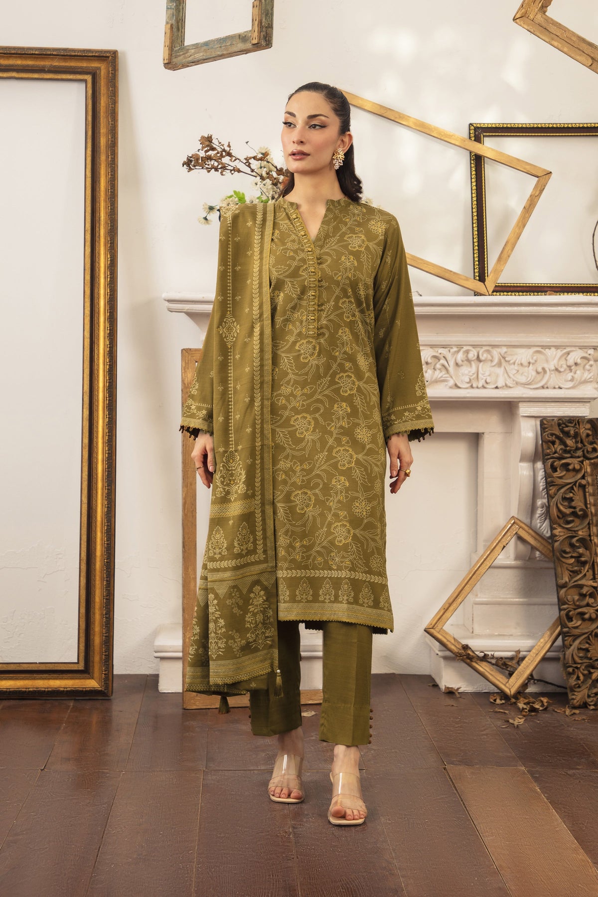 0263-C – authentic Pakistani dress from the LSM Winter Marina 25 collection for women in the UK