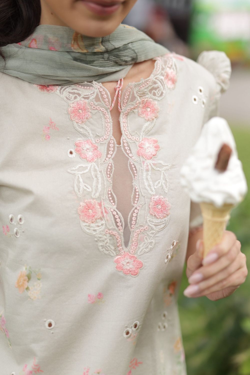 Sobia Nazir | Prints 26 |6B by Sobia Nazir - Designer Dress  - Type : Ladies Clothes - Available at Libayah - 100% Original 