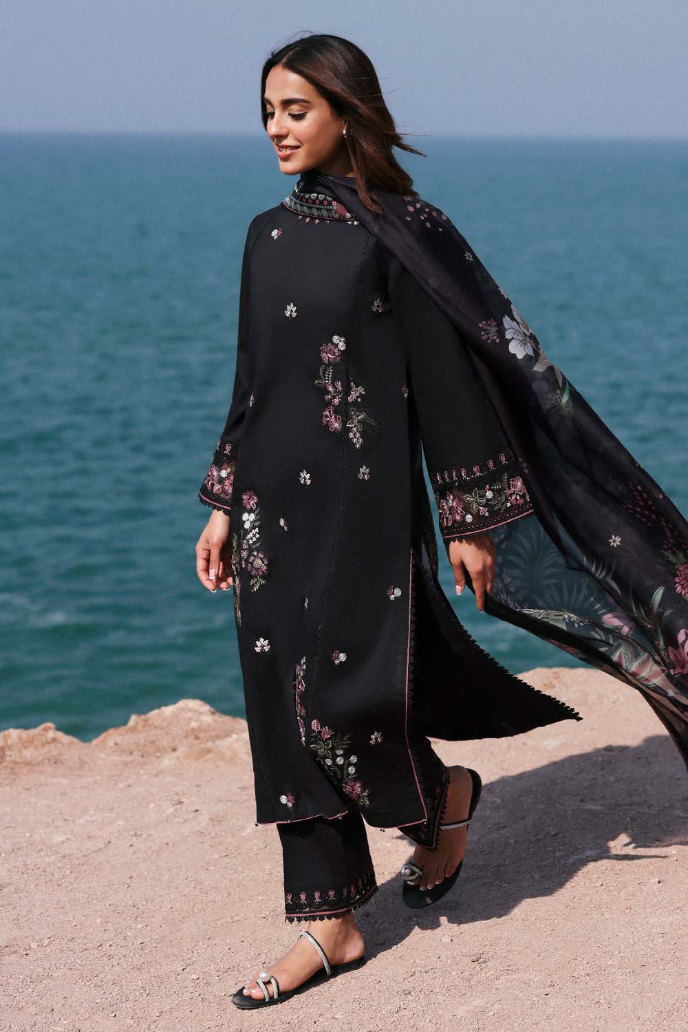 Seran | Afsanah Lawn 25 | ZOYA by Seran - Designer Dress - Type: Ladies Clothes - Available at Libayah - 100% Original
