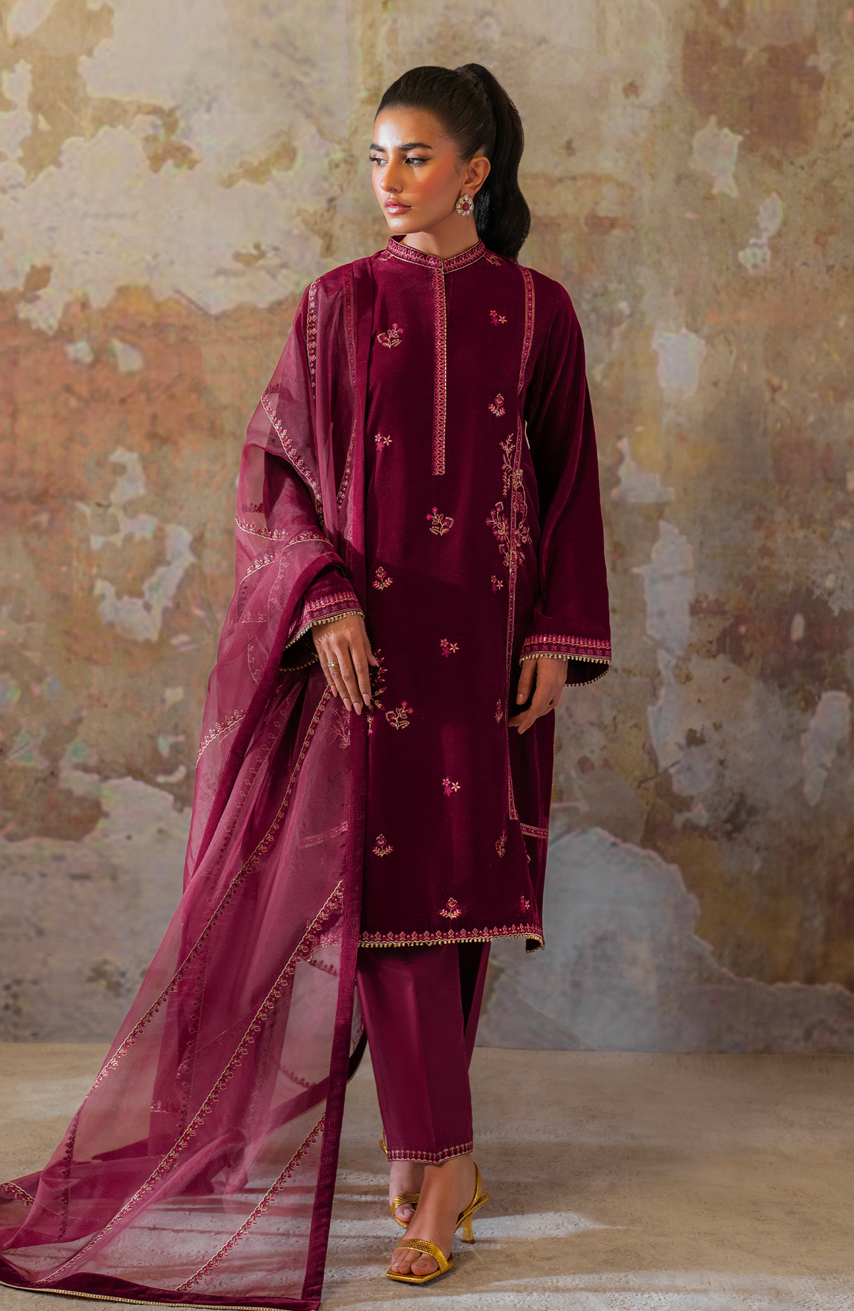 Seran | Velmor Velvet 24 | MULBERY by Seran - Designer Dress - Type: Ladies Clothes - Available at Libayah - 100% Original