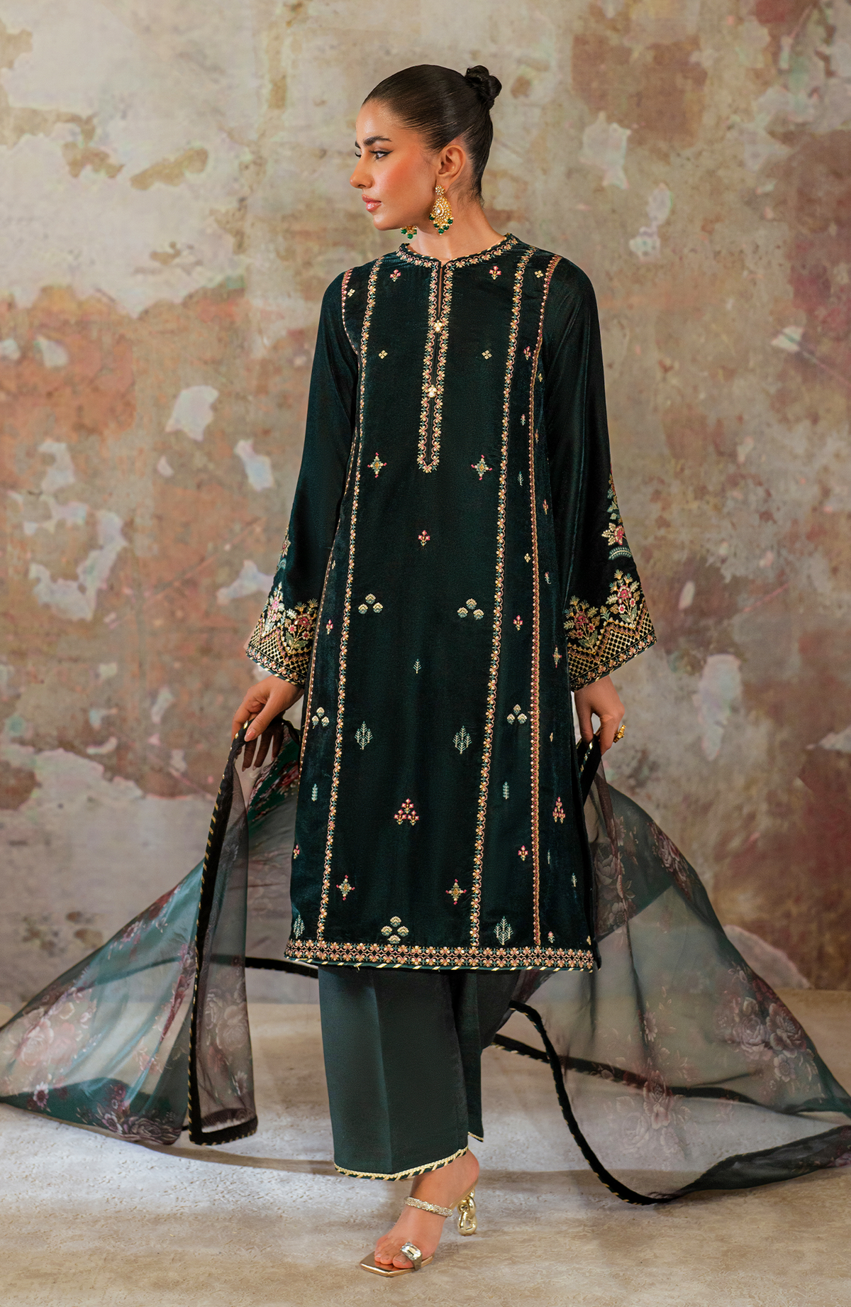 Seran | Velmor Velvet 24 | AYRA by Seran - Designer Dress - Type: Ladies Clothes - Available at Libayah - 100% Original