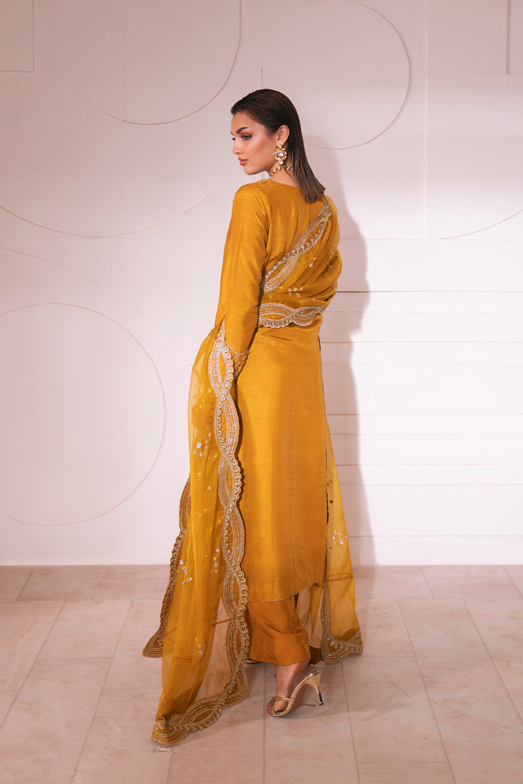 Neeshay | Luxe Pret | Solare