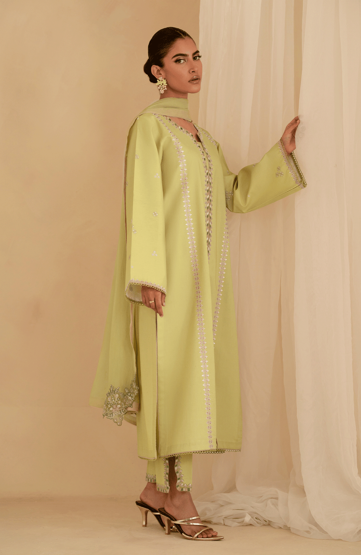 Seran | Luxury Pret | VAYA - 3 pc by Seran - Designer Dress  - Type : Ladies Clothes - Available at Libayah - 100% Original 
