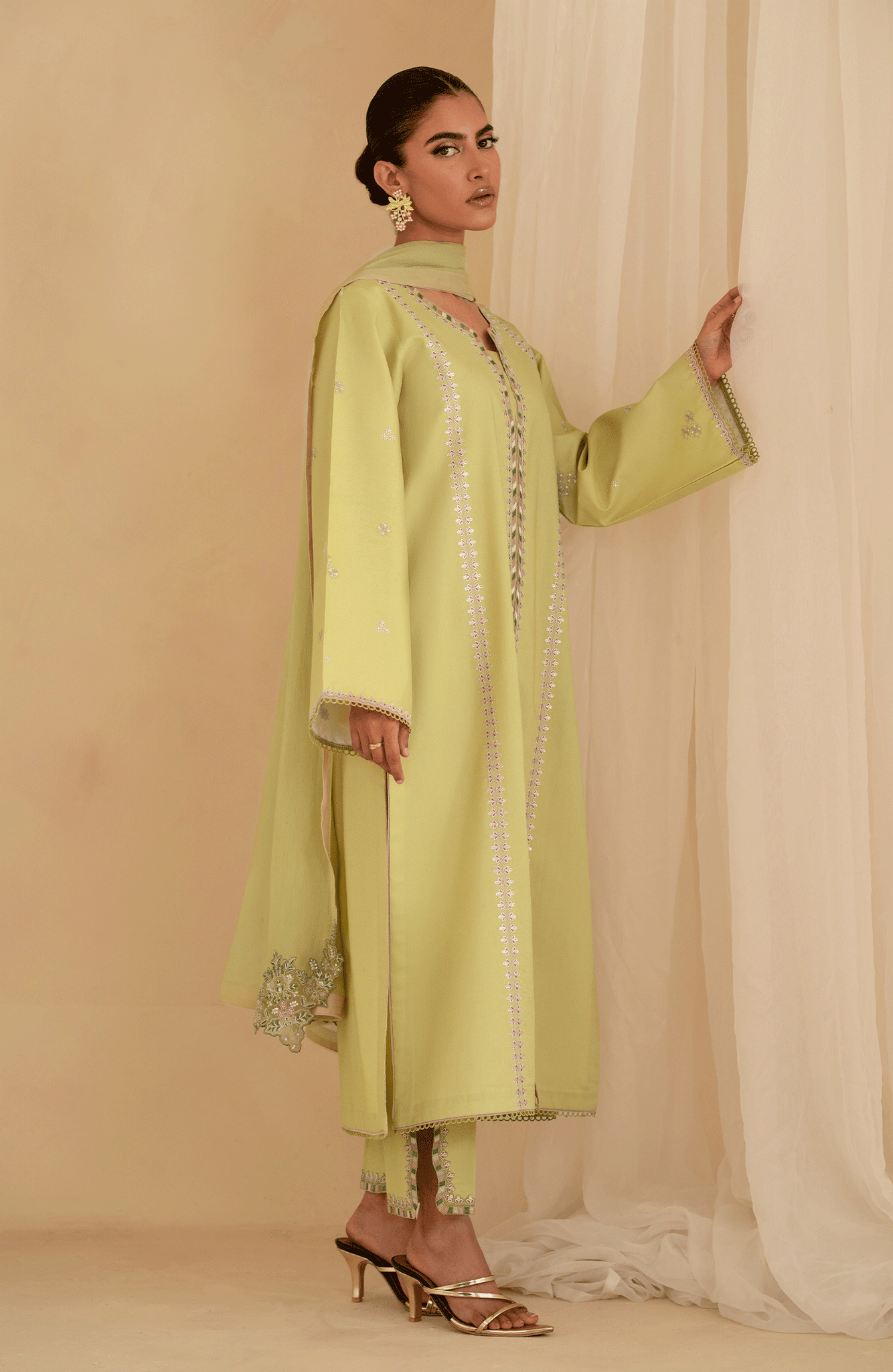 Seran | Luxury Pret | VAYA - 3 pc by Seran - Designer Dress  - Type : Ladies Clothes - Available at Libayah - 100% Original 