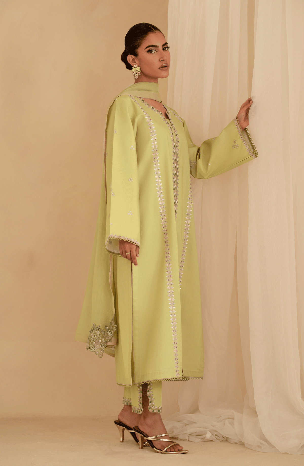 Seran | Luxury Pret | VAYA - 3 pc by Seran - Designer Dress  - Type : Ladies Clothes - Available at Libayah - 100% Original 