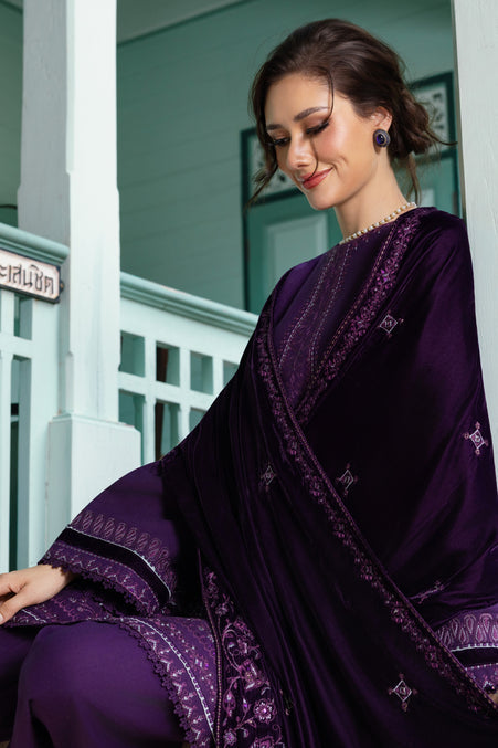 Naqshi | Nuri Khaddar Velvet Marina | Ishana by Naqshi - Designer Dress  - Type : Ladies Clothes - Available at Libayah - 100% Original 