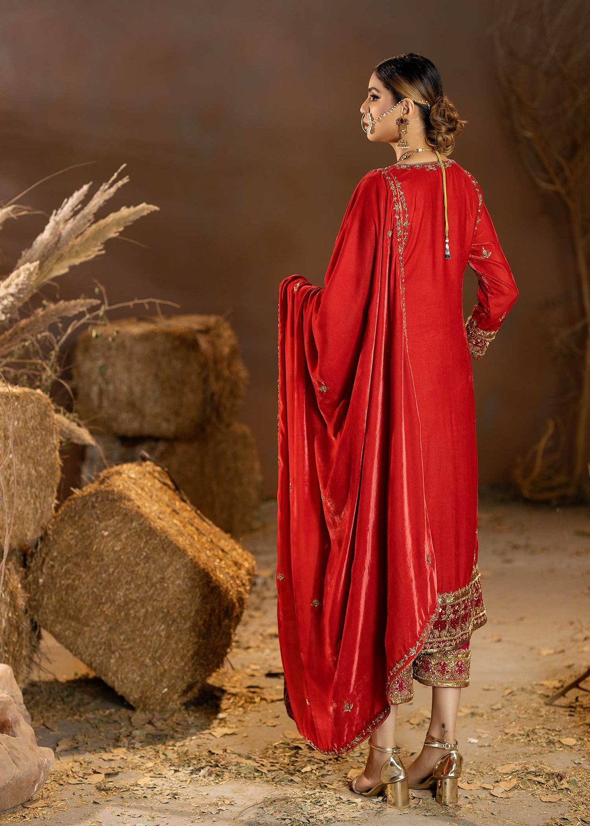 Purple Haze Pret Studio | Apsara Formals | Soorti by Purple Haze - Designer Dress - Type: Ladies Clothes - Available at Libayah - 100% Original