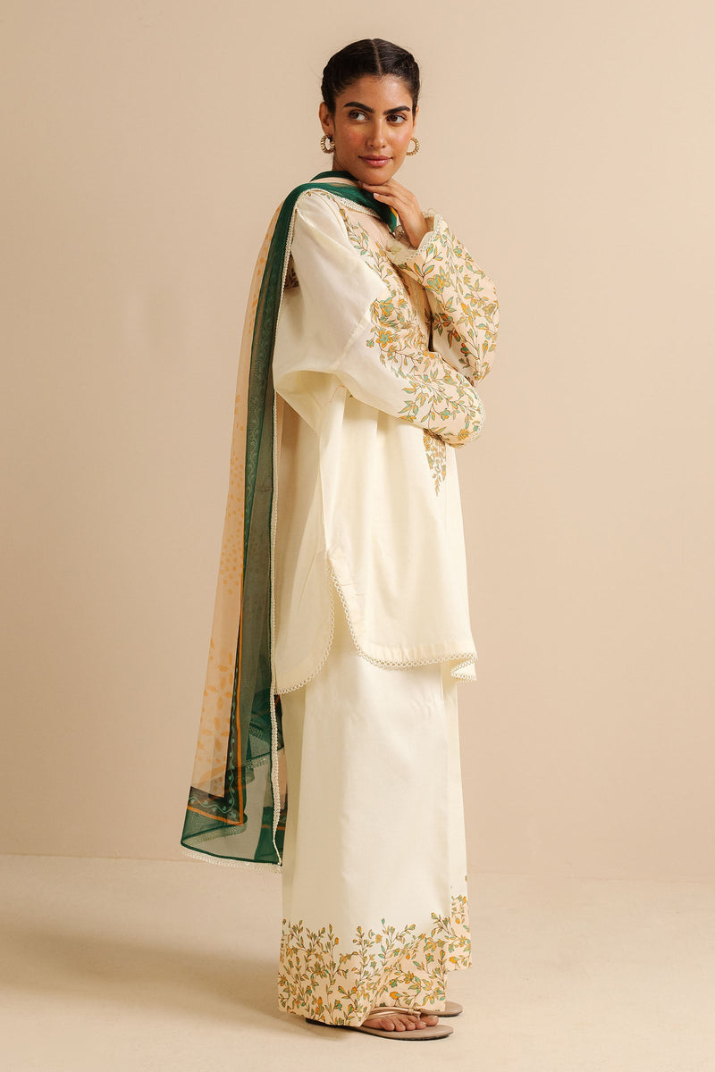 Zara Shahjahan | Coco Prints | Nisa-4A by Zara Shahjahan - Designer Dress - Type: Ladies Clothes - Available at Libayah - 100% Original