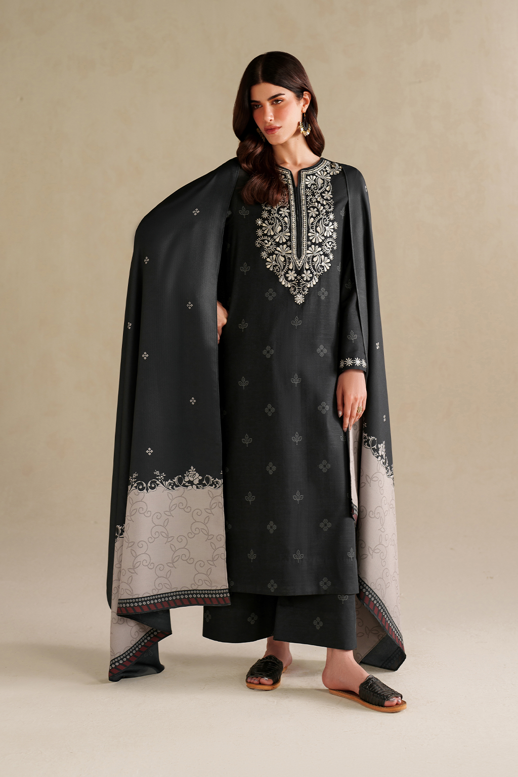 Iznik | Winter Chapter 25 | UE-591 Printed Khaddar by Iznik - Designer Dress - Type : Ladies Clothes - Available at Libayah - 100% Original 