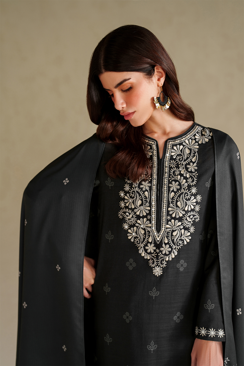 Iznik | Winter Chapter 25 | UE-591 Printed Khaddar by Iznik - Designer Dress - Type : Ladies Clothes - Available at Libayah - 100% Original 