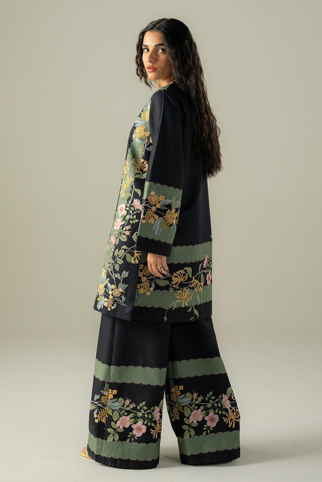 Baroque | Luxury Pret 24 | JACQUARD LAWN UF-588 by Baroque - Designer Dress - Type: Ladies Clothes - Available at Libayah - 100% Original