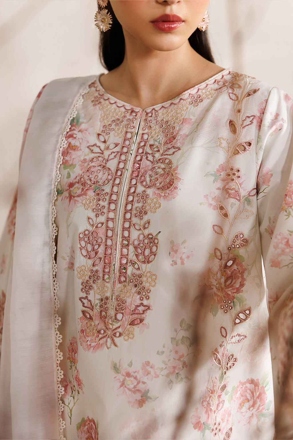 Iznik | Festive lawn 26 | IBE-04 Embroidered Lawn by Iznik - Designer Dress  - Type : Ladies Clothes - Available at Libayah - 100% Original 