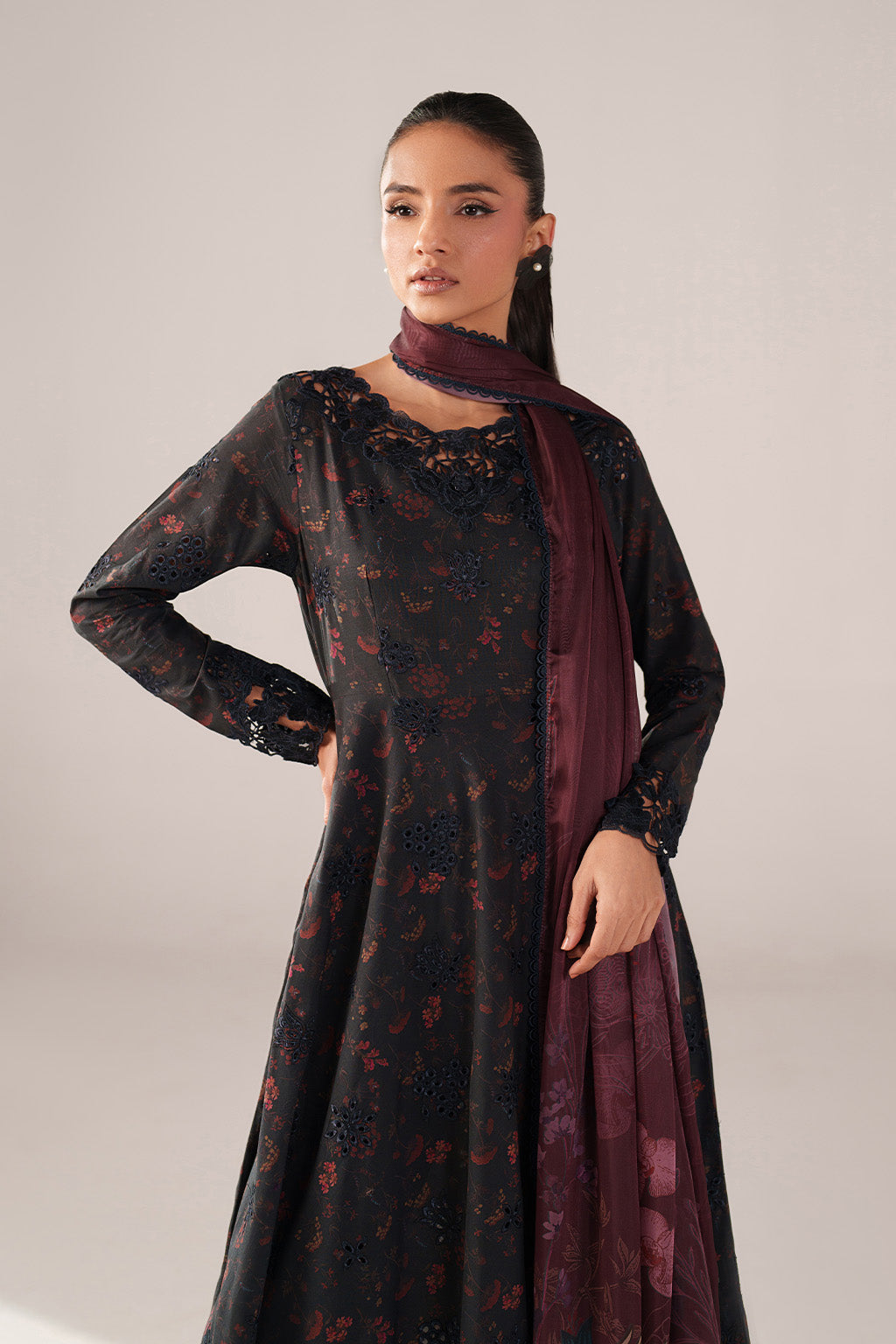 Iznik | Spring/Summer Lawn 26 | SS-09 - Designer Dress - Type : Ladies Clothes - Available at Libayah - 100% Original