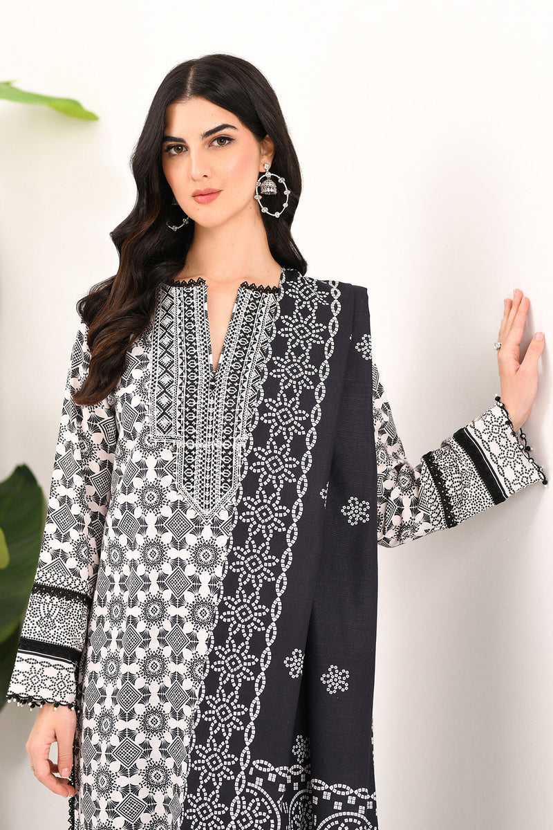 So Kamal | Winter Khaddar | KHADDAR SUIT SK22 by So Kamal - Designer Dress - Type: Ladies Clothes - Available at Libayah - 100% Original
