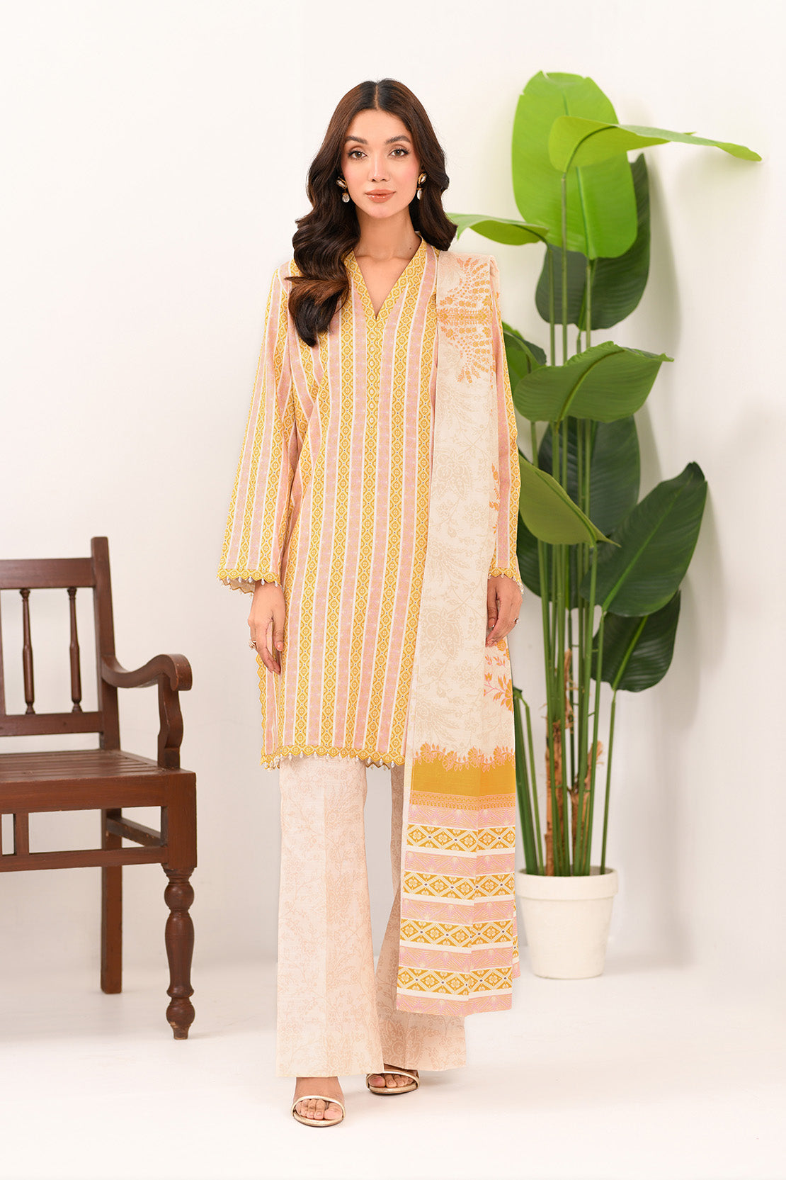 So Kamal | Winter Khaddar | KHADDAR SUIT SK14 by So Kamal - Designer Dress - Type: Ladies Clothes - Available at Libayah - 100% Original