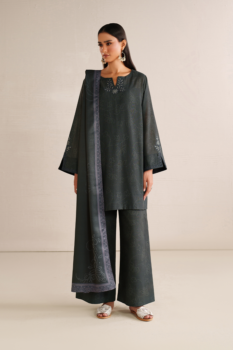 Iznik | Winter Chapter 25 | UE-572 Printed Khaddar by Iznik - Designer Dress - Type : Ladies Clothes - Available at Libayah - 100% Original 