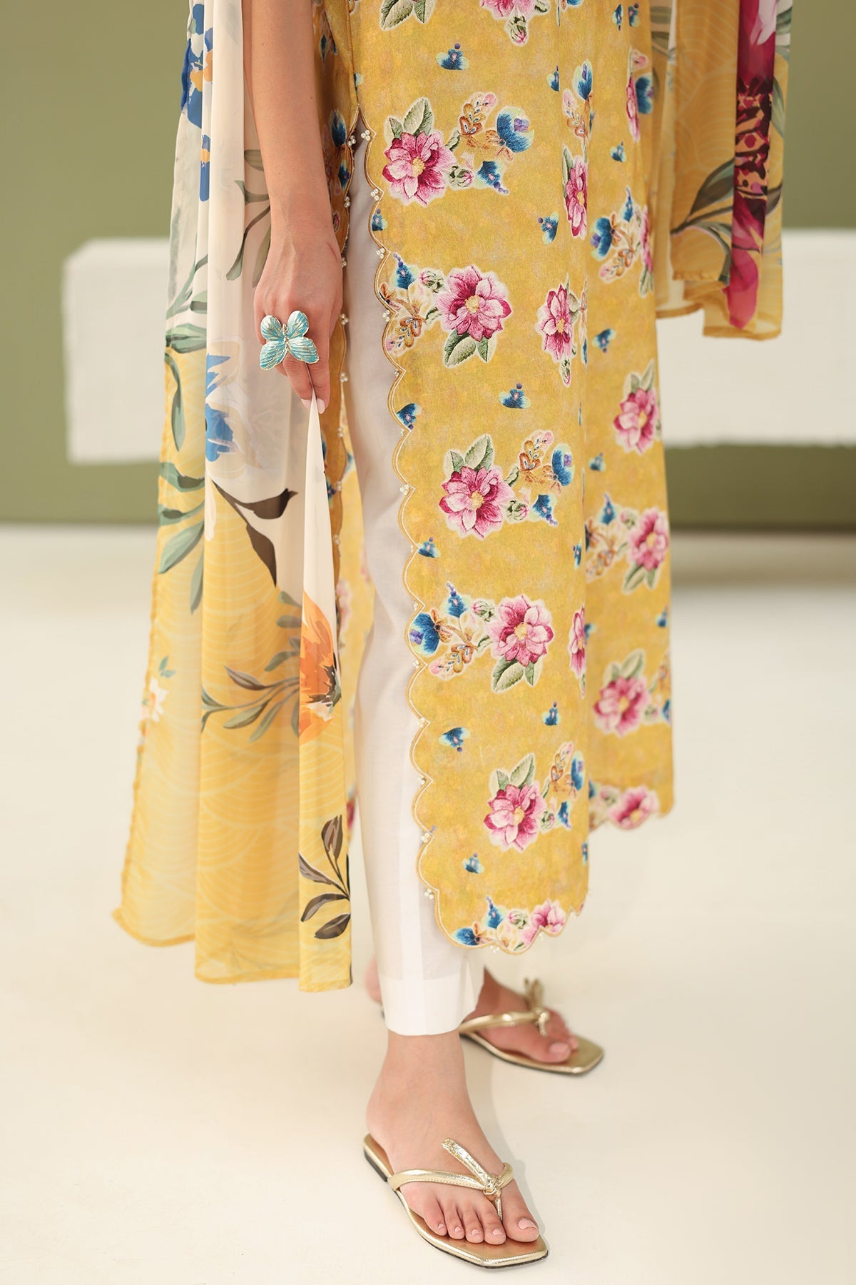 Baroque | Eid Printique | EMBROIDERED PRINTED LAWN UF-4182 by Baroque - Designer Dress - Type: Ladies Clothes - Available at Libayah - 100% Original