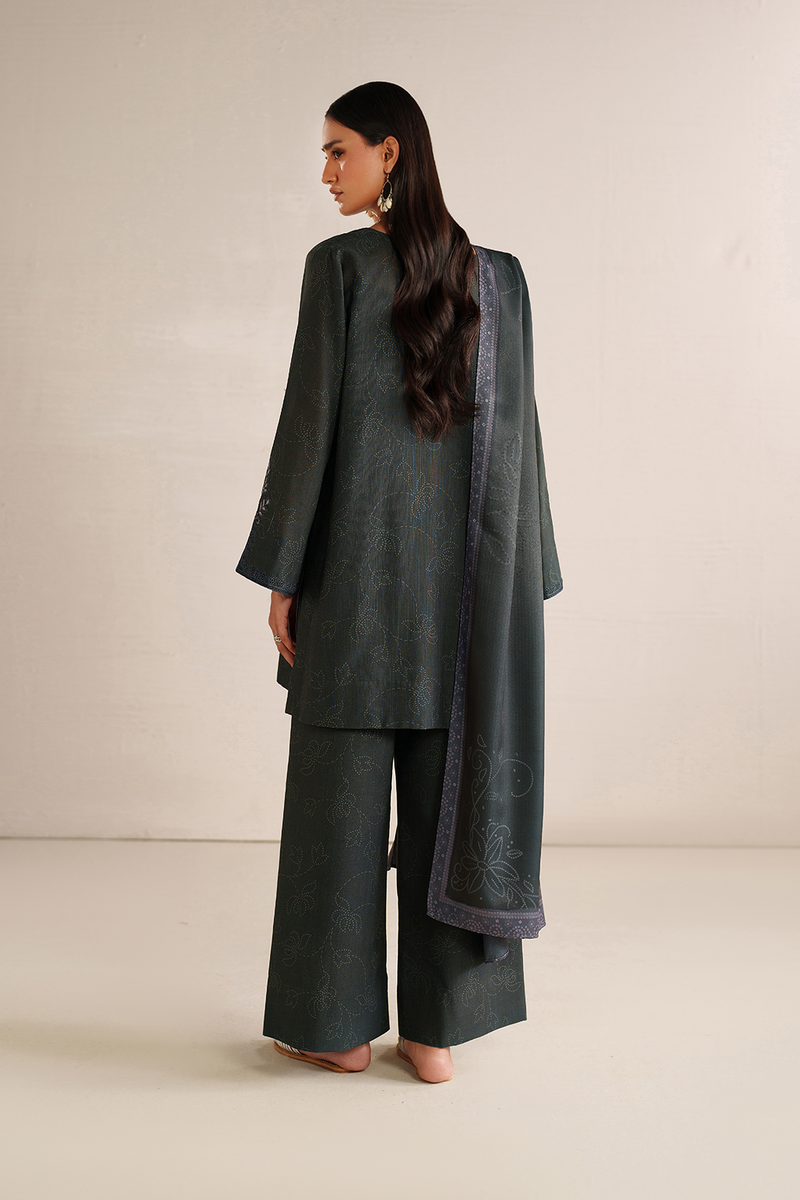 Iznik | Winter Chapter 25 | UE-572 Printed Khaddar by Iznik - Designer Dress - Type : Ladies Clothes - Available at Libayah - 100% Original 