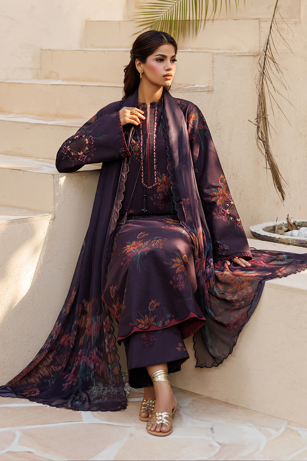 Iznik | Printed Lawn 26 | UE-664 Printed Lawn by Iznik - Designer Dress  - Type : Ladies Clothes - Available at Libayah - 100% Original 