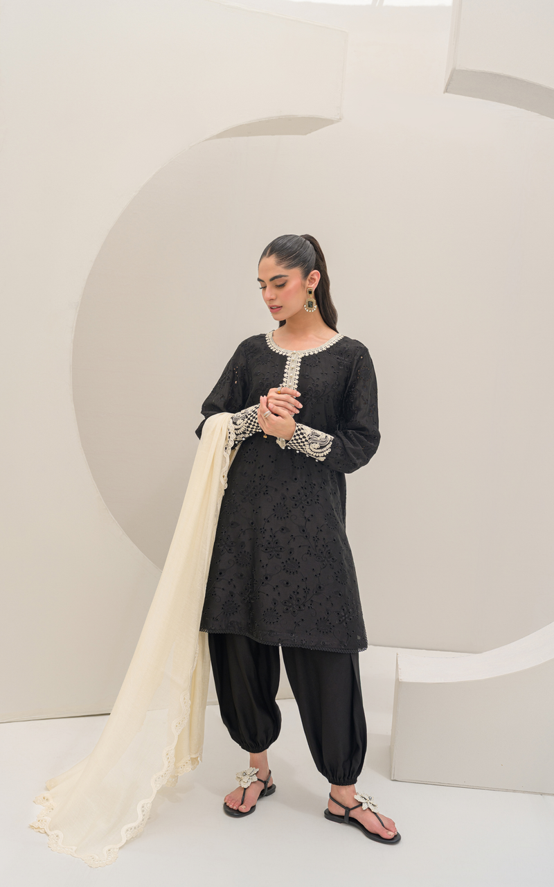 Sana Abbas | Ara Eid Luxe | Noir - by Libayah - Registered Vendor of : Sana Abbas - 100% Original Designer Dress