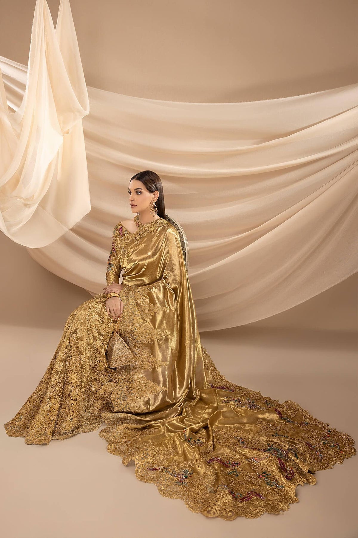 Nilofer Shahid | Shama e Mehfil | CHIRAGH E MEHFIL by Nilofer Shahid - Designer Dress  - Type : Ladies Clothes - Available at Libayah - 100% Original 