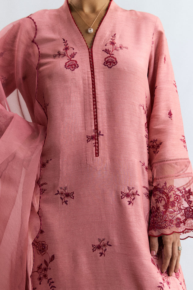 Zara Shahjahan | Festive 26 | Gulnaar by Zara Shahjahan - Designer Dress  - Type : Ladies Clothes - Available at Libayah - 100% Original 