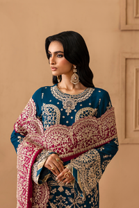 KAVYA – authentic Pakistani formal dress from the Emaan Adeel Sheherzadi Formals 25 collection for women in the UK.