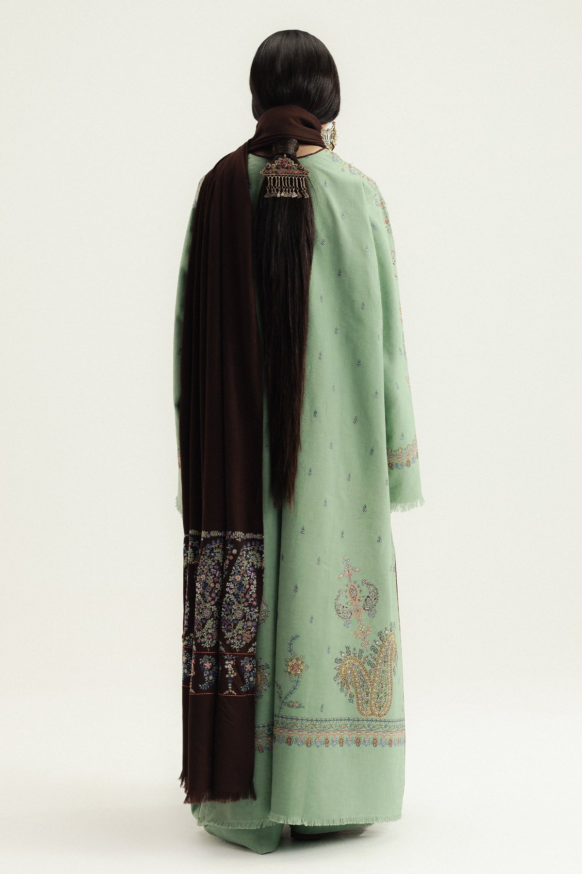 Keran – authentic Pakistani dress from the Zara Shahjahan Winter 25 collection for women in the UK.