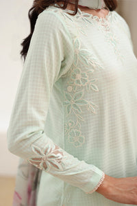 Iznik | lawn 26 | UE-521 by Iznik - Designer Dress  - Type : Ladies Clothes - Available at Libayah - 100% Original 