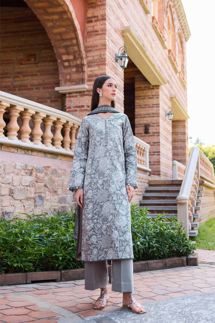 Farasha | Sorine Summer 26 | Orchid Night by Farasha - Designer Dress  - Type : Ladies Clothes - Available at Libayah - 100% Original 