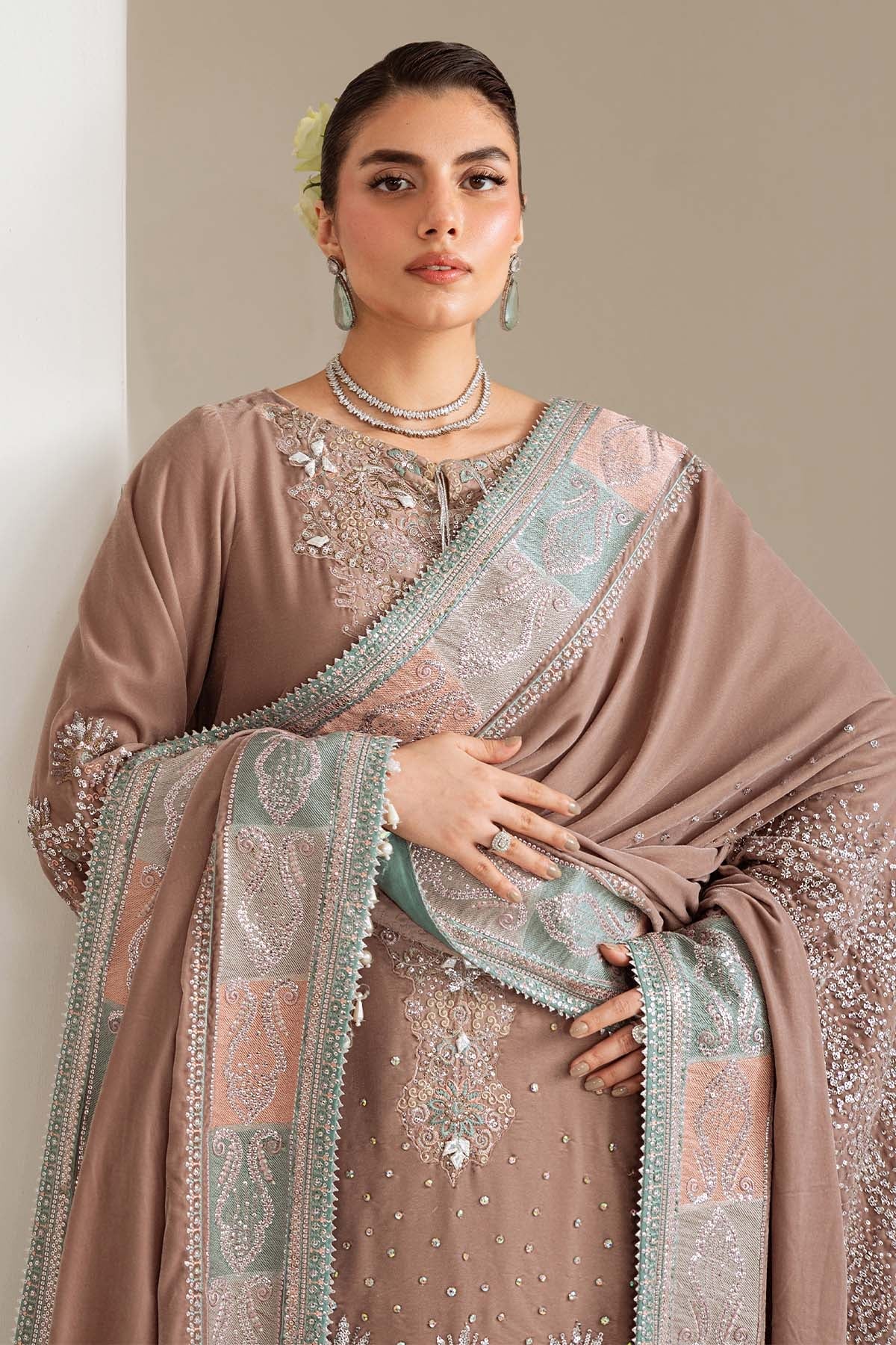 Nureh | Maya Velvet | NW-112