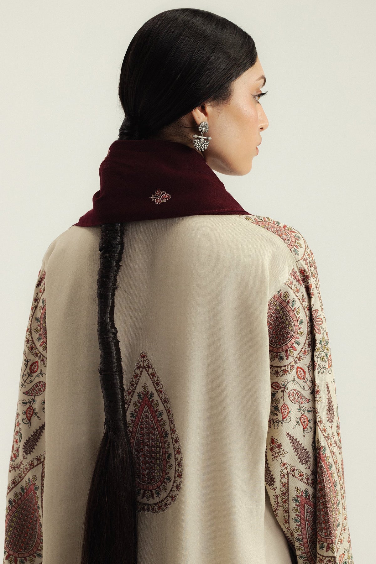 Kel – authentic Pakistani dress from the Zara Shahjahan Winter 25 collection for women in the UK.