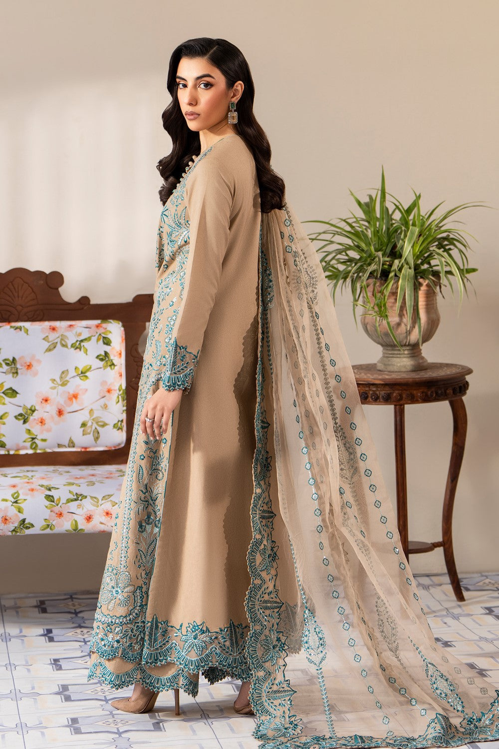 Maryum N Maria | Luxury Lawn 25 | ASHYA - MS50119 by Maryum N Maria - Designer Dress - Type: Ladies Clothes - Available at Libayah - 100% Original