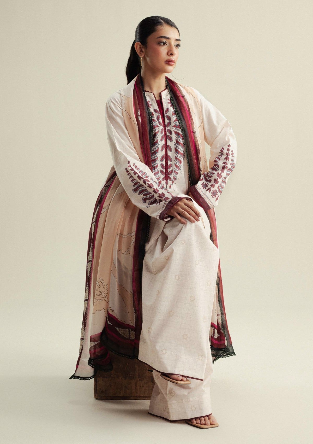 Zara Shahjahan | Coco Prints 25 | Lilt-7B by Zara Shahjahan - Designer Dress  - Type : Ladies Clothes - Available at Libayah - 100% Original 